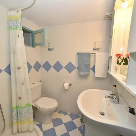 度假居 Traditional House By The Sea *